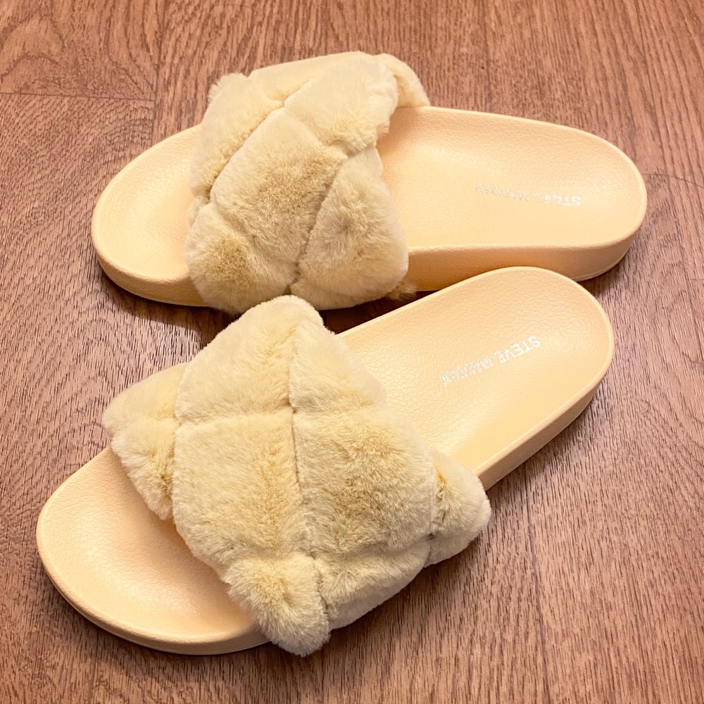 Steve Madden Slippers.